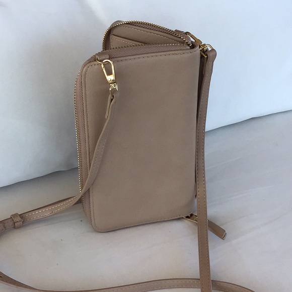 Beige Phone Case/Wallet Crossbody NWOT - Picture 4 of 7